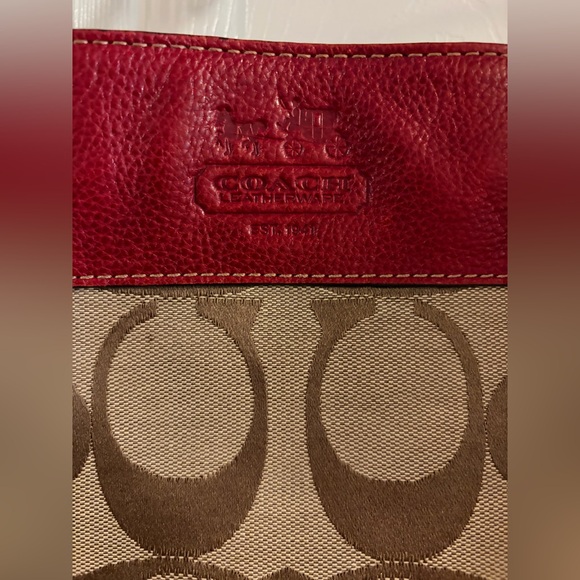 Coach Zoe Hobo Red and Tan/Brown Signature Shoulder Bag - very clean! - Picture 2 of 10